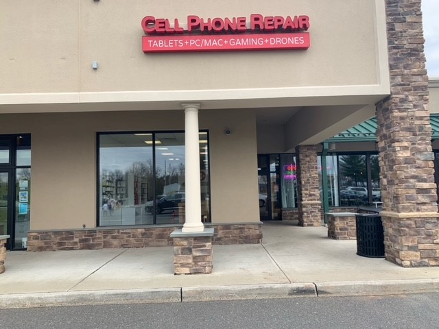 Storefront of CPR Cell Phone Repair Princeton North NJ