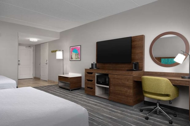Images Hampton Inn & Suites Durham/North I-85