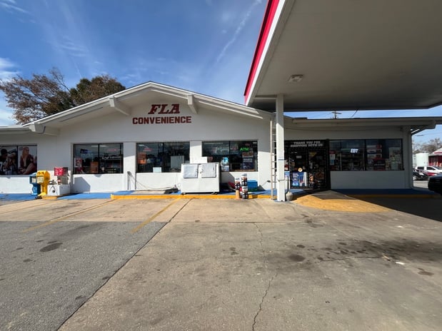 Images CoinFlip Bitcoin ATM - FLA Convenience (Crestview)