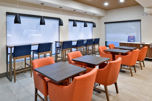 Images Holiday Inn Express Winston-Salem Medical Ctr Area by IHG