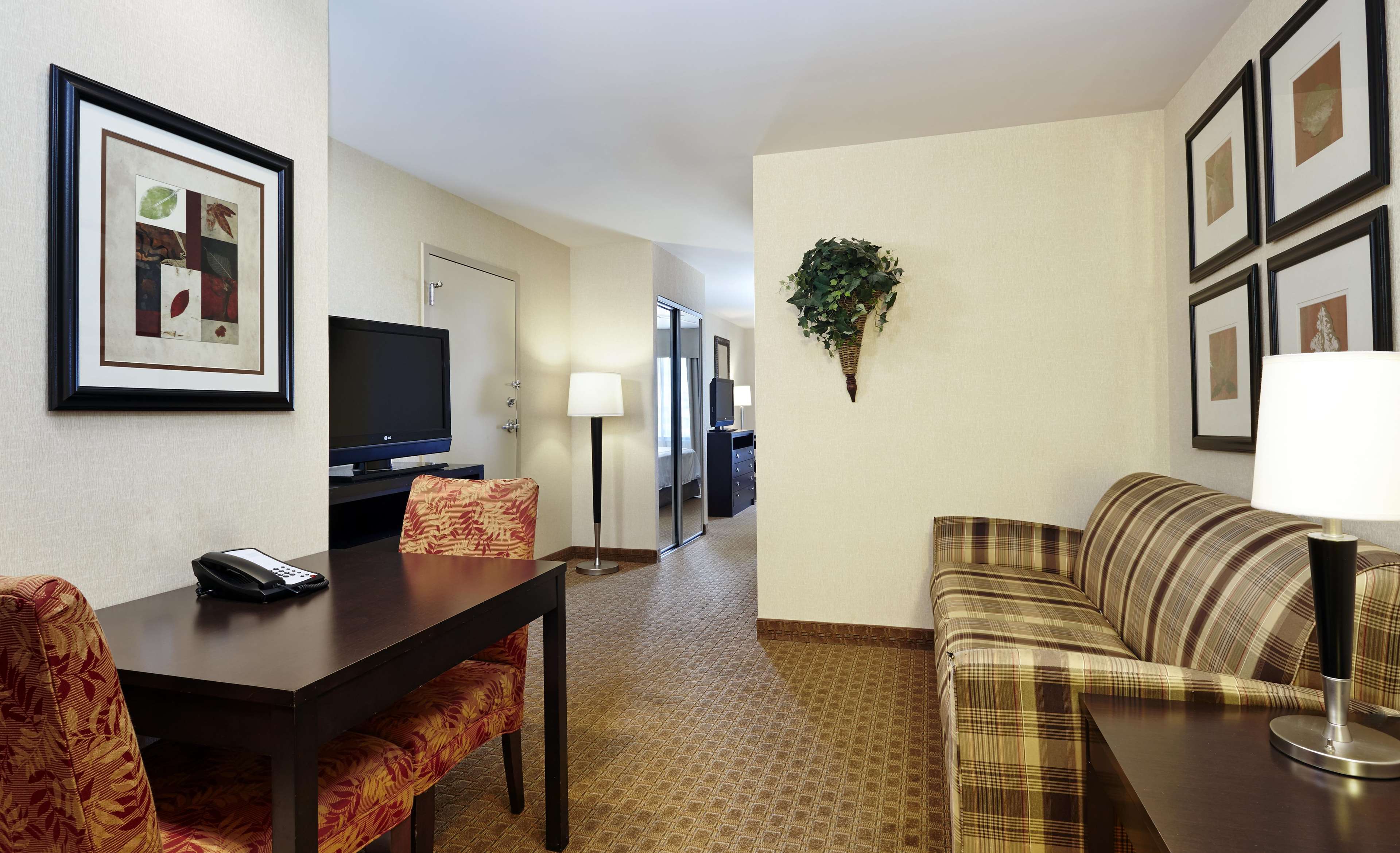 Homewood Suites by Hilton Silver Spring Photo