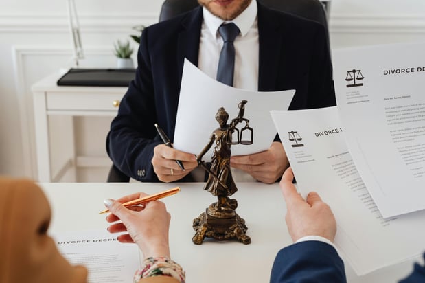 Images V.R. Perry Law Firm