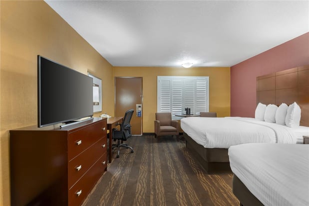 Images Best Western Plus Stovall's Inn