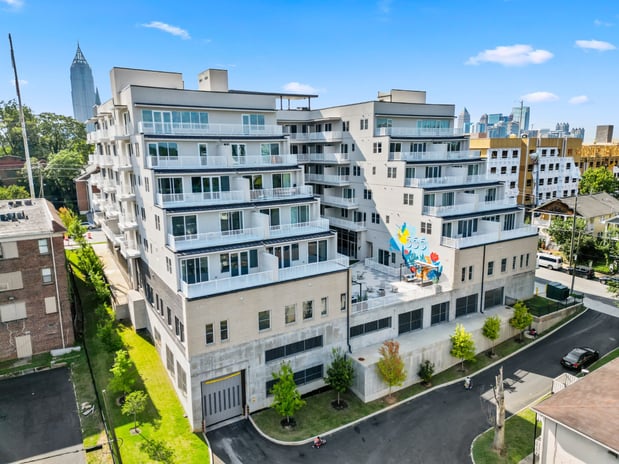 Images 555 Boulevard