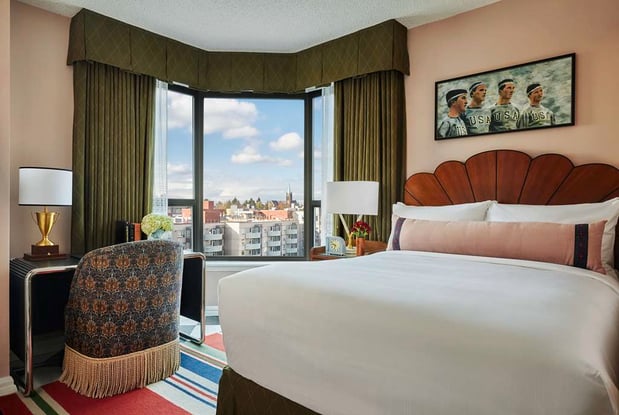 Images Graduate by Hilton Seattle