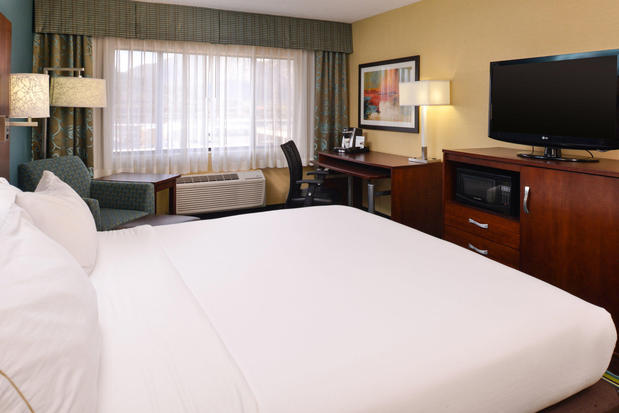 Images Holiday Inn Express Flagstaff, an IHG Hotel