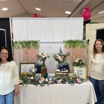 Liv Gracefully Blooms Image