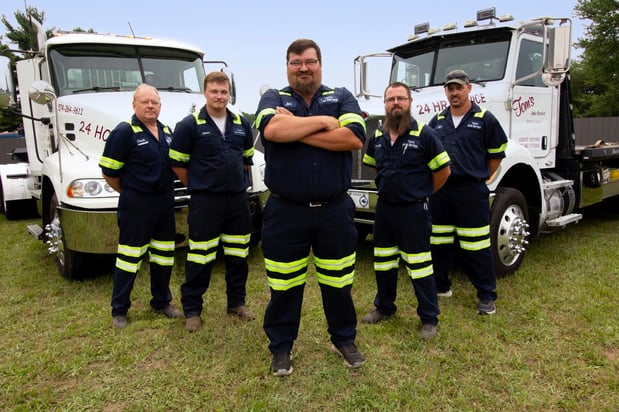 Images Tom's Auto Service and Towing