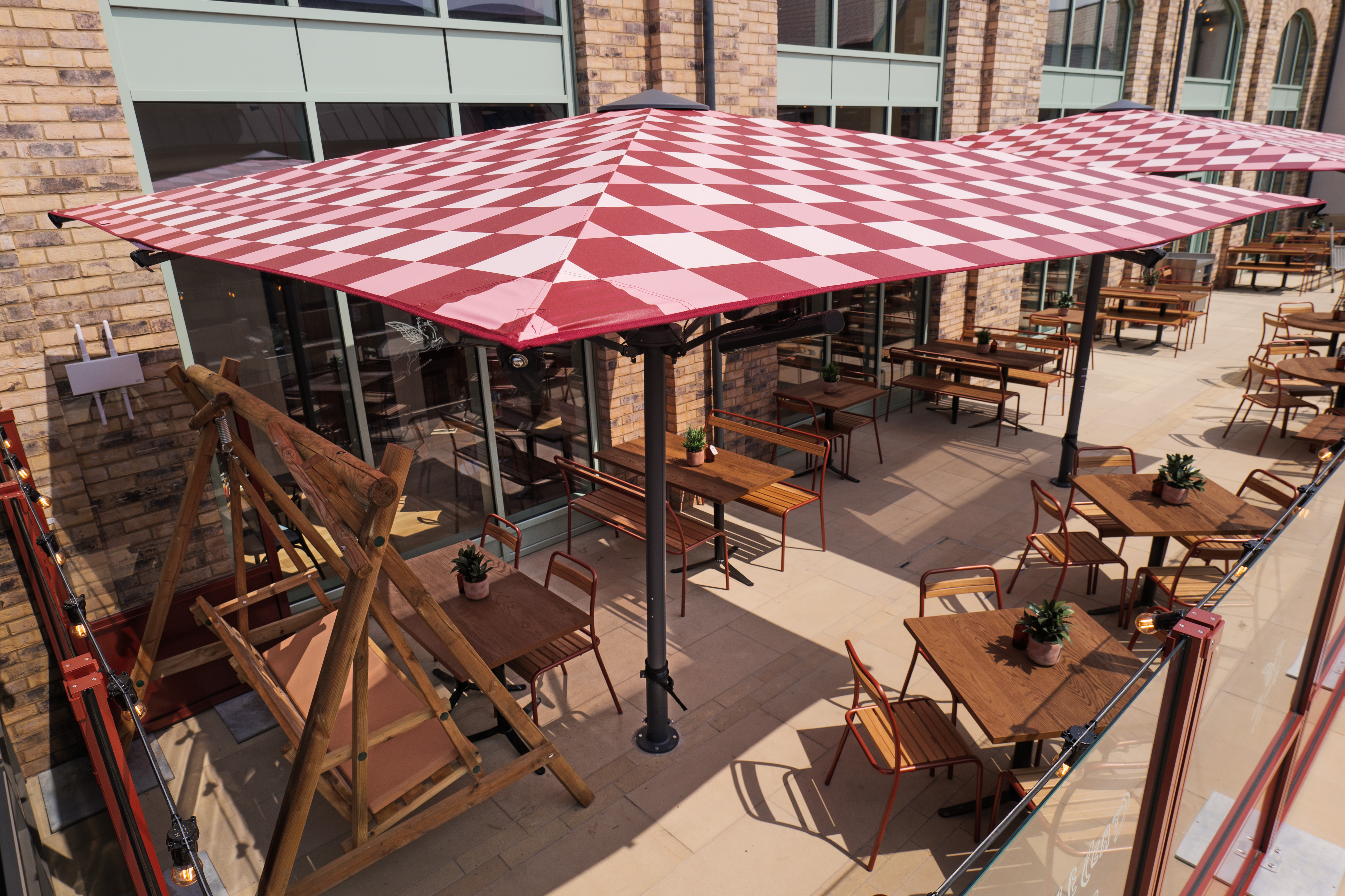 Zizzi Cotswolds Outlet, Outdoor Seating