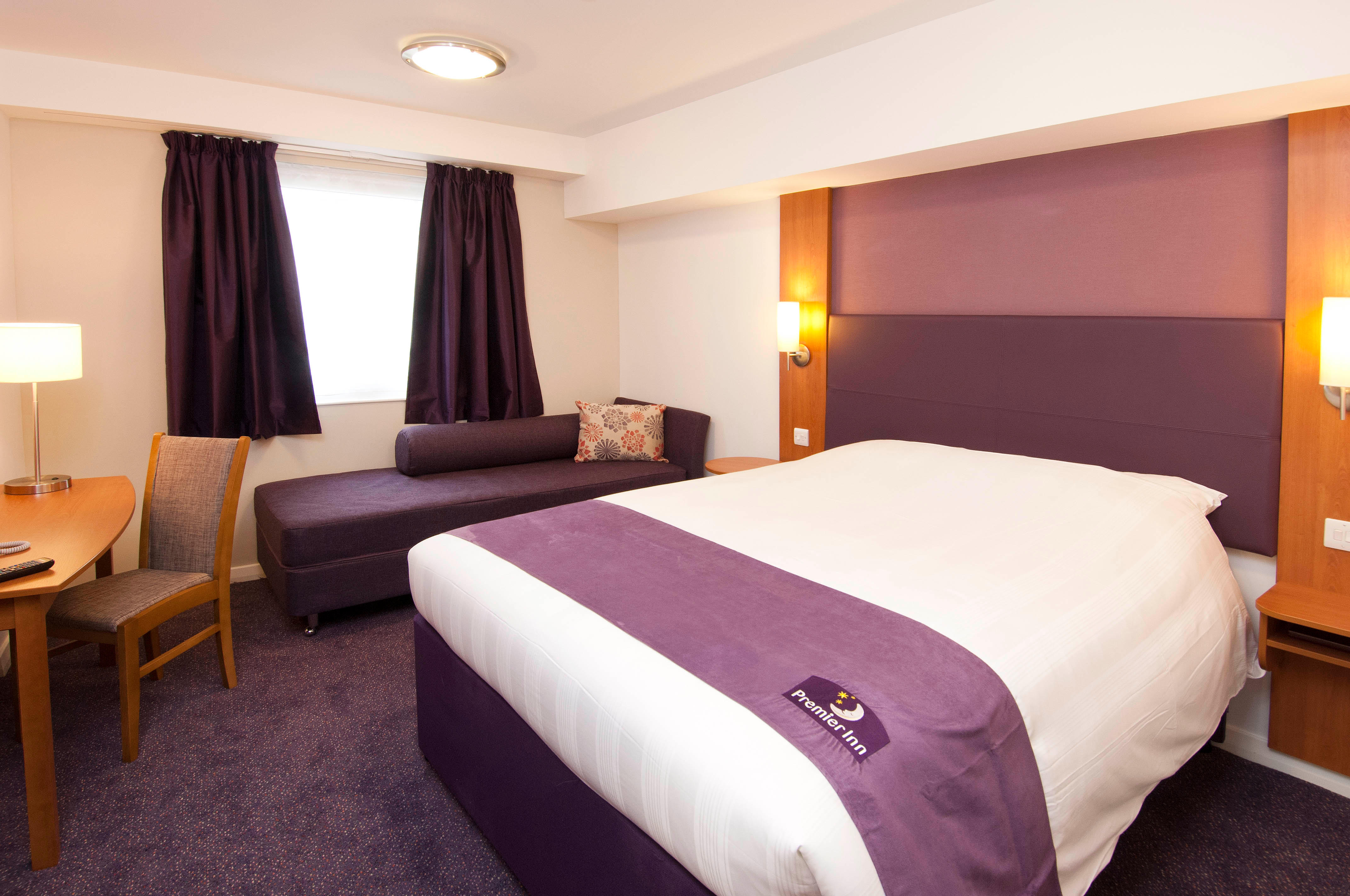 Images Premier Inn London Gatwick Airport (North Terminal) hotel