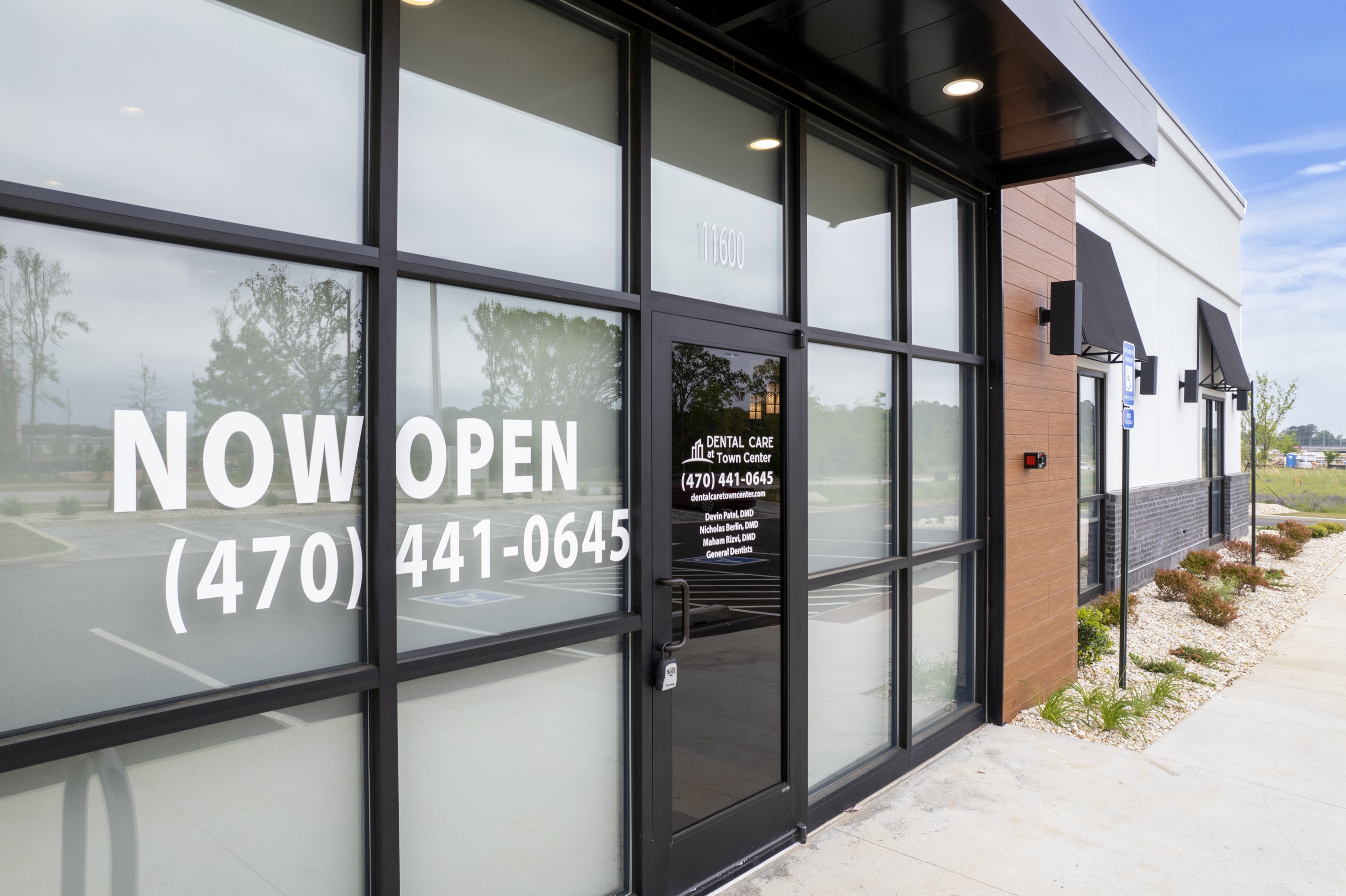 Front doors, Dental Care at Town Center. Dentist in Covington, GA. 