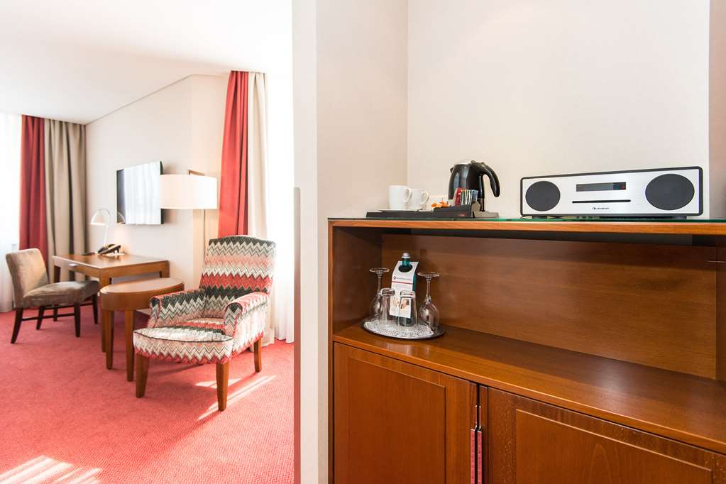 Best Western Plus Hotel St. Raphael, Adenauerallee 41 in Dumfries