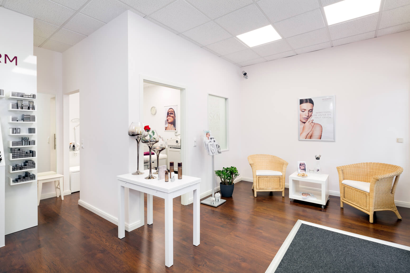 Dermokosmetik Petra Heidler, Harksheider Weg 115D in Quickborn