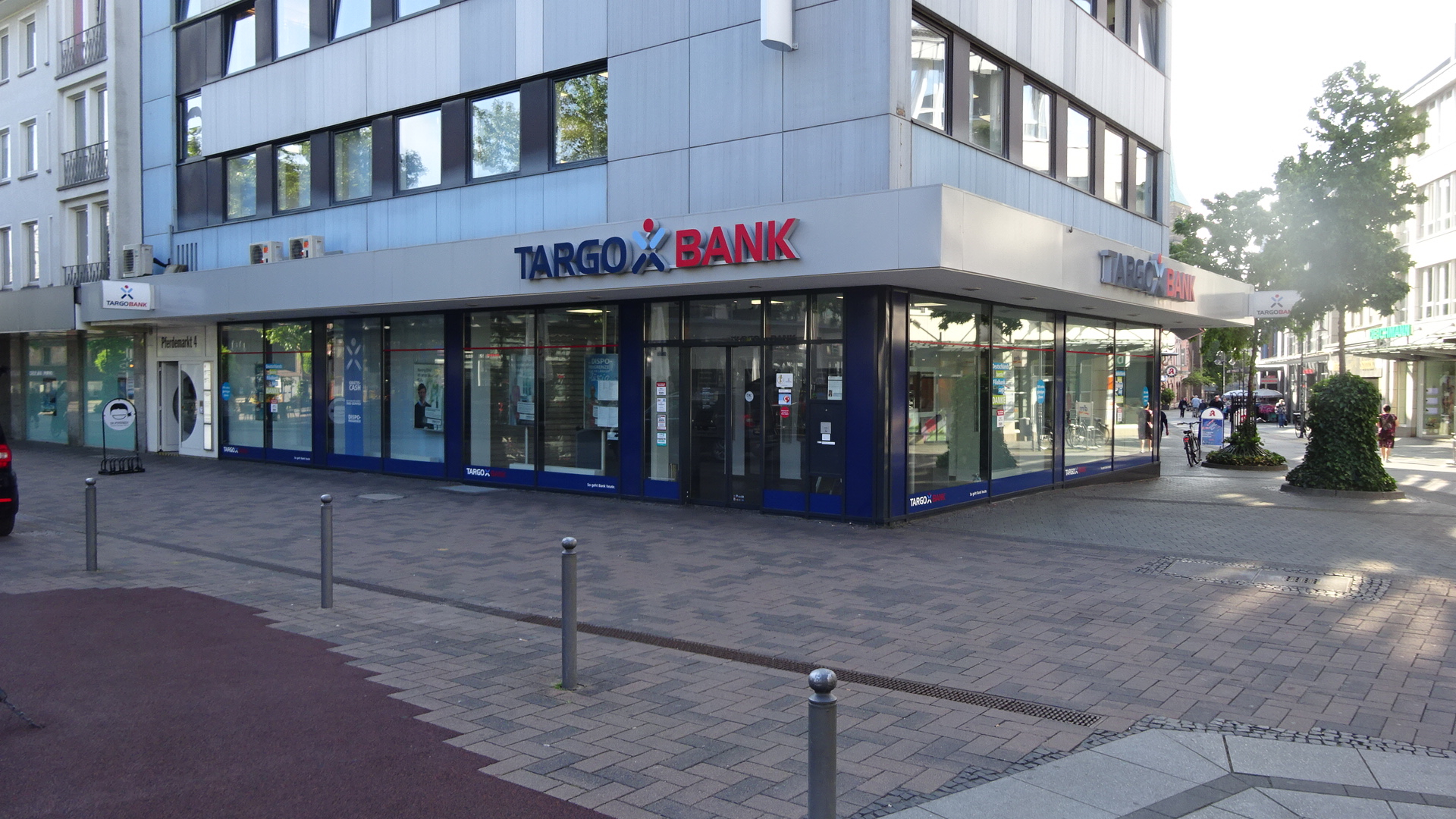 Bild 1 TARGOBANK in Bottrop