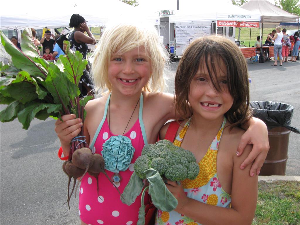 The Maple Grove Farmers Market is proud to offer the Power Of Produce Kids Club, in which kids can discover the world of healthy eating. Each time the kids visit, they will receive a $2 token to purchase fresh fruits, vegetables, or food-bearing plants at the market.
