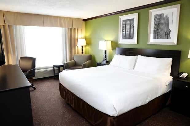 Images Holiday Inn Chicago Oakbrook by IHG
