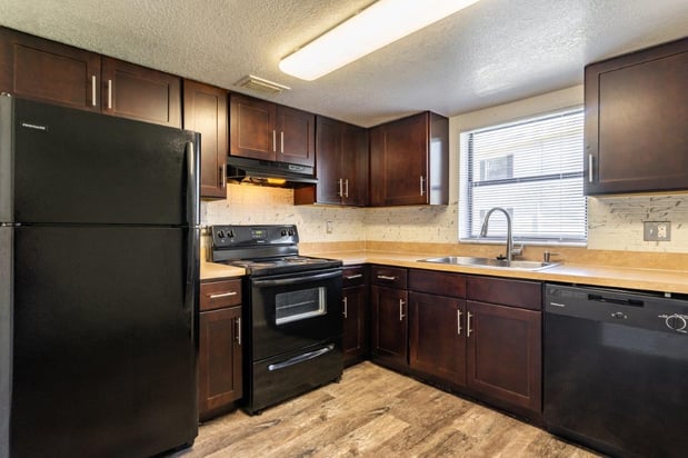 Images Melrose on the Bay Apartment Homes