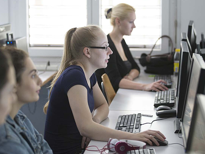 Juventus Schulen, Lagerstrasse 102 in Zürich