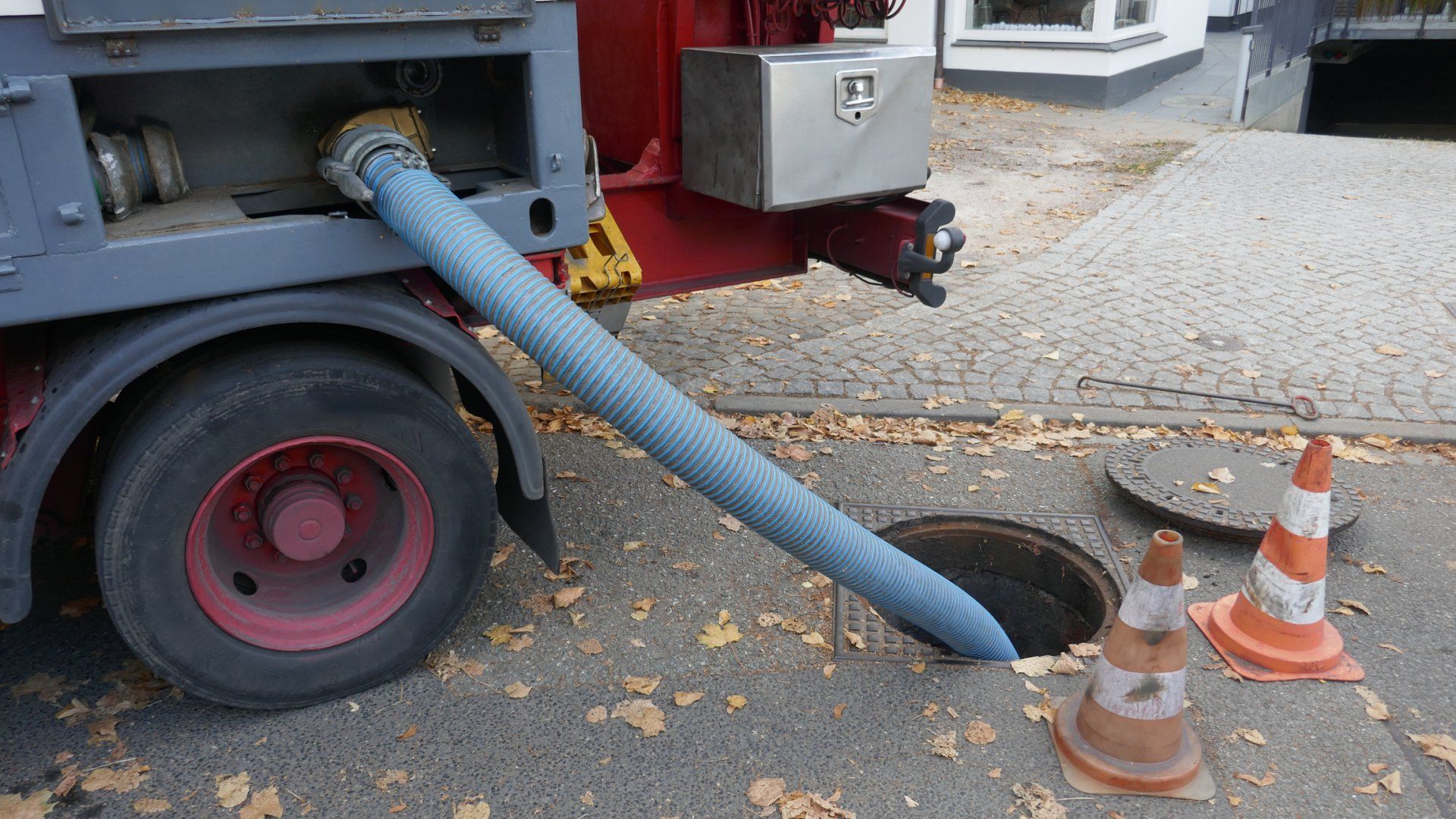 Images Nigel's Pumping Service