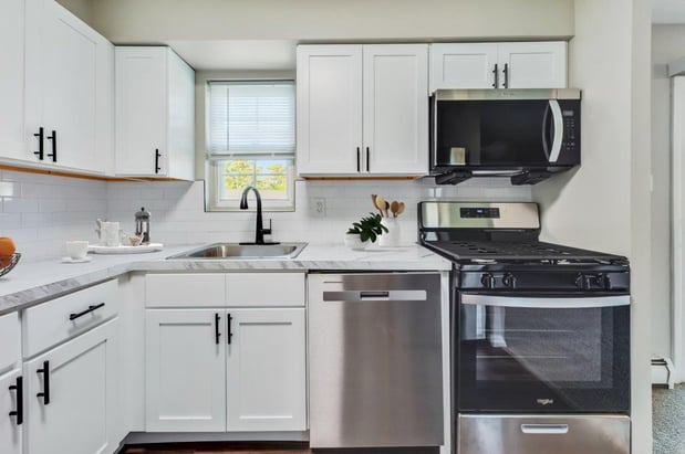 Images Fox Pointe Apartment Homes