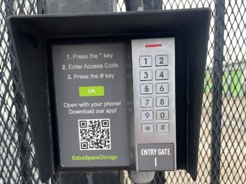 Images Extra Space Storage