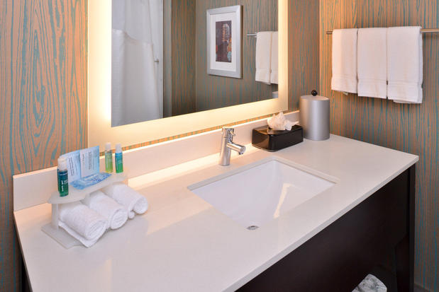 Images Holiday Inn Express & Suites Austin North Central by IHG