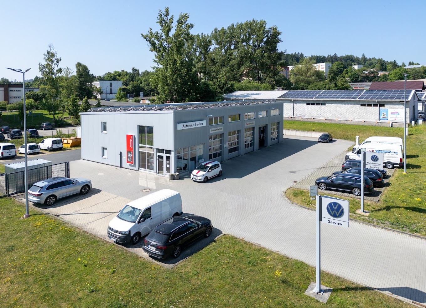 Bild 1 Autohaus Fischer GmbH Triptis Betriebsstätte Bad Lobenstein in Bad Lobenstein