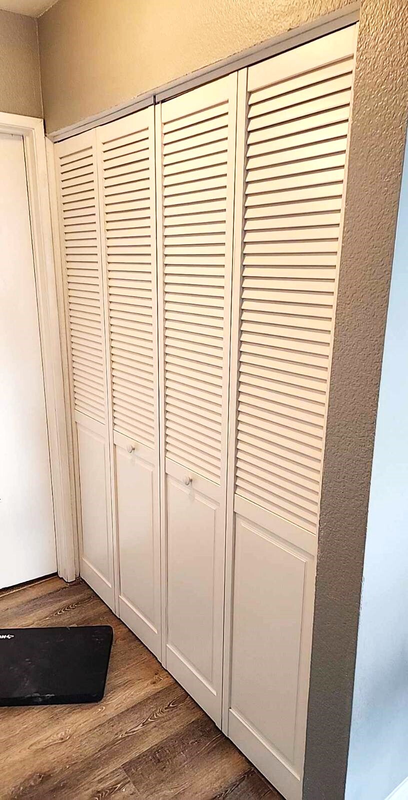 Moreno's Windows & Doors- Closet installation