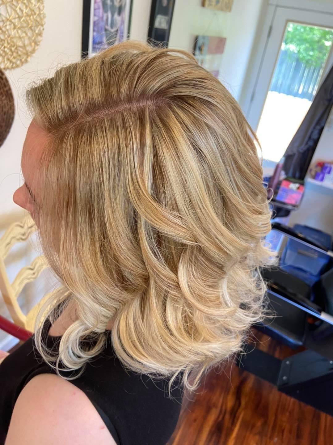 NikBeez Family Hair Salon