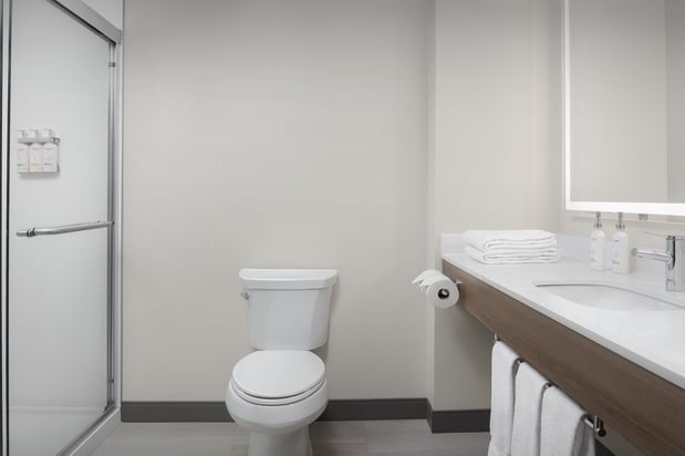 Images Holiday Inn Express Spokane Airport by IHG