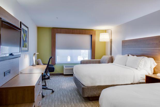 Images Holiday Inn Express & Suites Chickasha, an IHG Hotel
