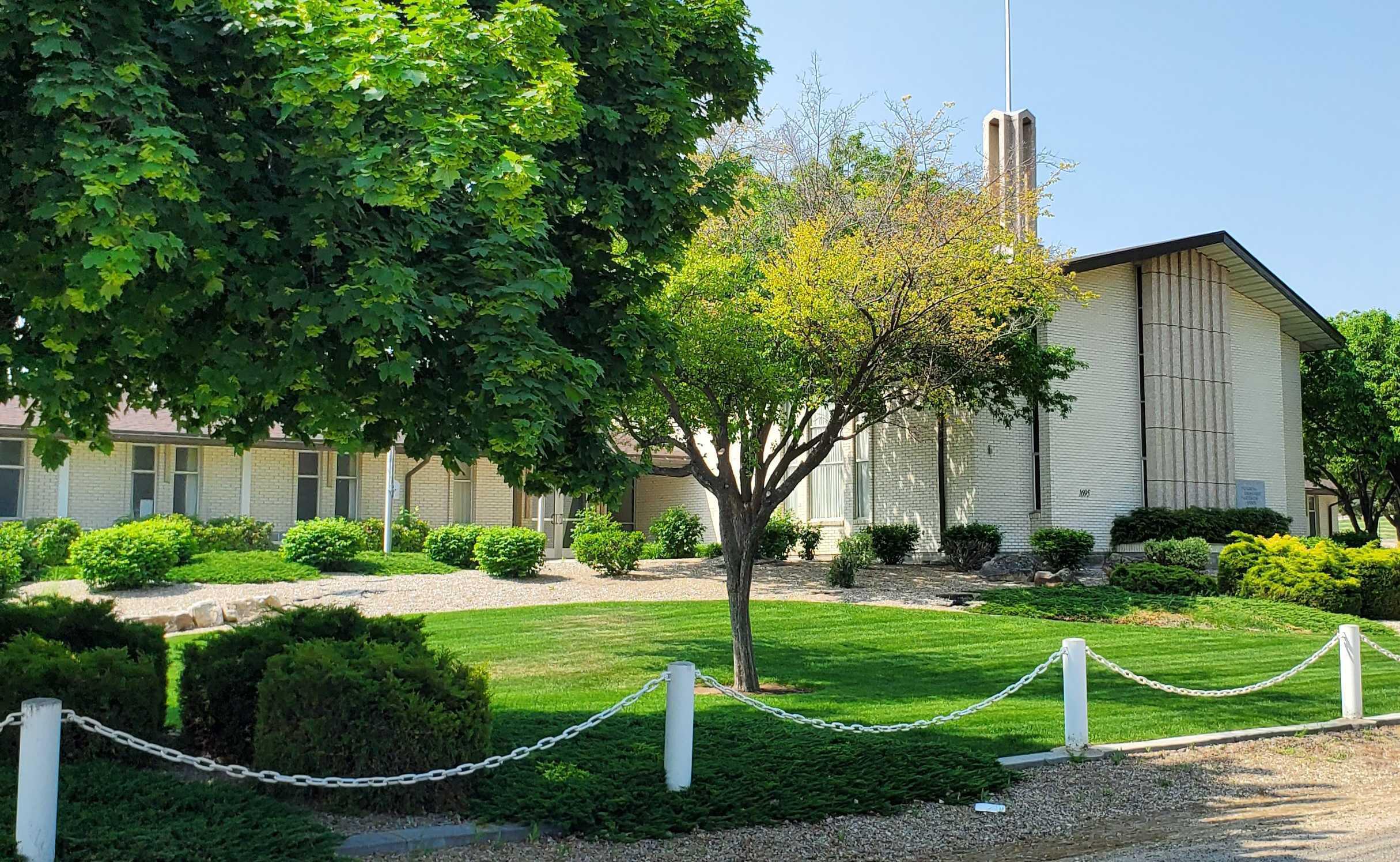 Front of the building from Amity Road.