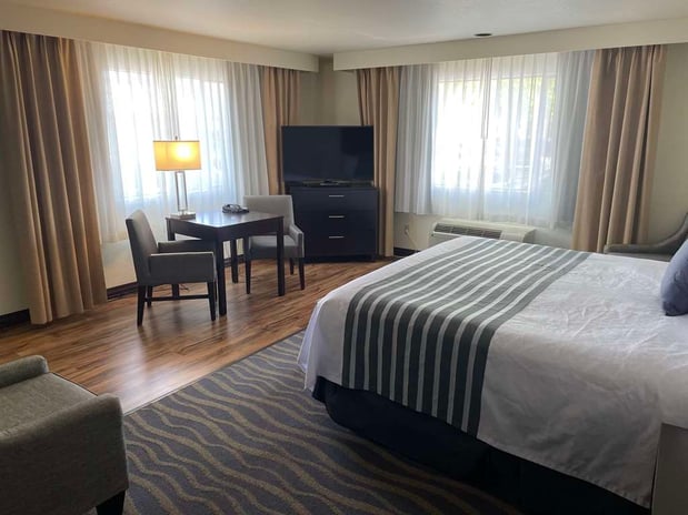 Images Best Western Plus Edmonds Harbor Inn