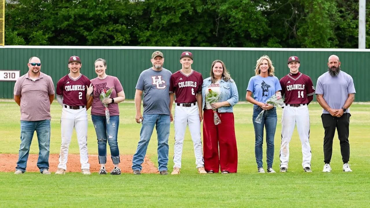 Game day. Senior Night for Henderson County Varsity Baseball. Anne had the honor of feeding the team before the game and showing support for a big night. Shoutout to seniors Hunter Evans, Cameron House, and Sonny Shelton. Wishing you all a memorable night and a great season ahead.