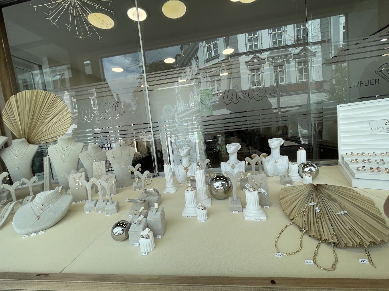 Juwelier Areo, Düsseldorfer Str. 32 in Solingen