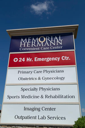 Images Memorial Hermann Medical Group Summer Creek Primary Care (located in the CCC)