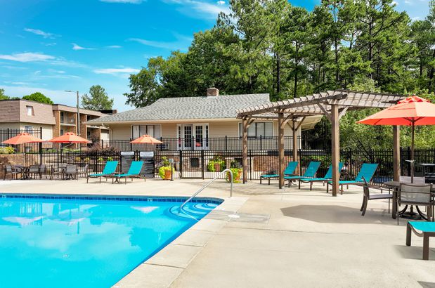 Images PineGate Apartments