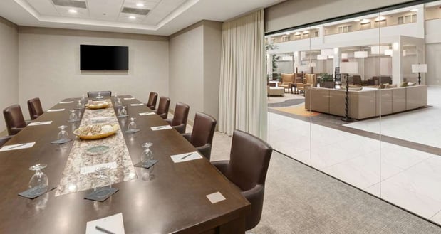Images Embassy Suites by Hilton Milwaukee Brookfield