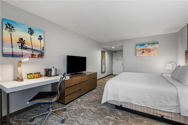 Images Best Western Valencia/Six Flags Inn & Suites