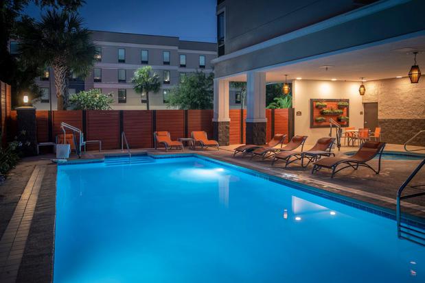 Images Holiday Inn Pensacola - University Area by IHG