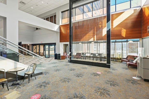 Images Crowne Plaza Suites Msp Airport - Mall of America by IHG