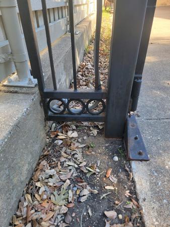 Images A+ Arlington Fence and Gate Repairs