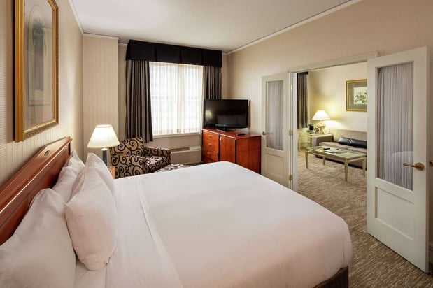 Images Hilton Cincinnati Netherland Plaza