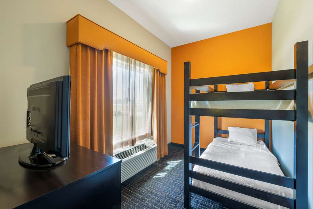 Double Queen Bunkbed