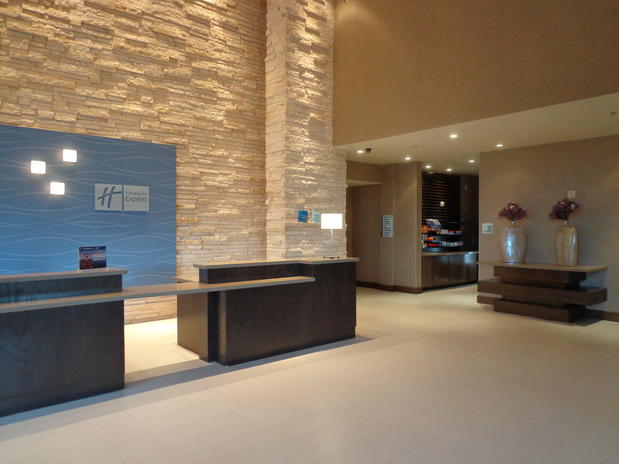 Images Holiday Inn Express Frisco Legacy Park Area, an IHG Hotel
