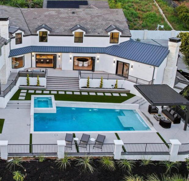 Images Sunset Pools & Spas Inc
