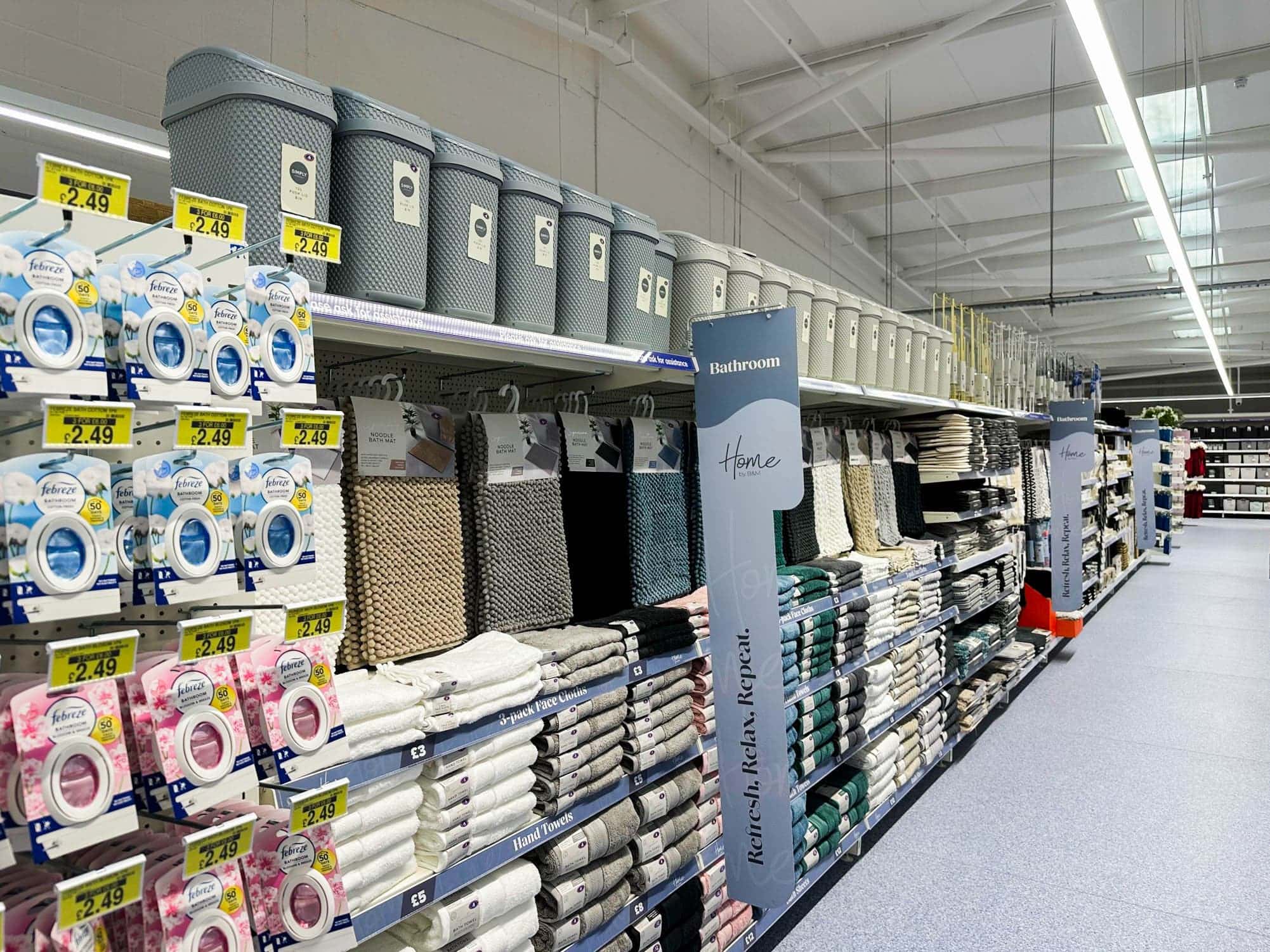 Images B&M Home Store with Garden Centre