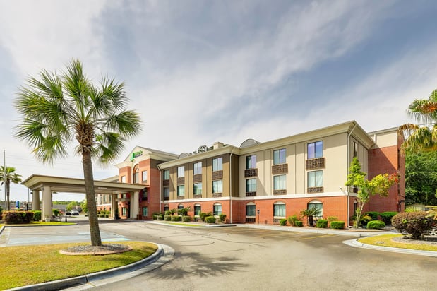 Images Holiday Inn Express & Suites Hinesville East - Fort Stewart by IHG