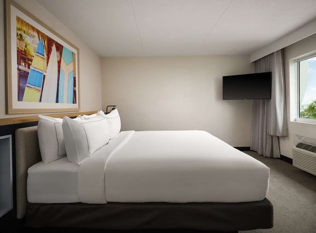 Images Hilton Garden Inn Cocoa Beach Oceanfront