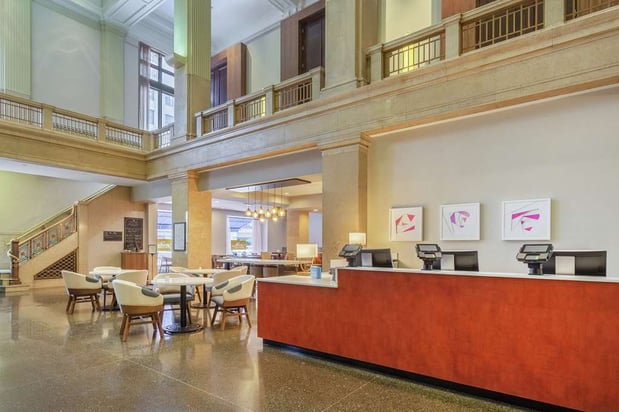 Images Hilton Garden Inn Indianapolis Downtown